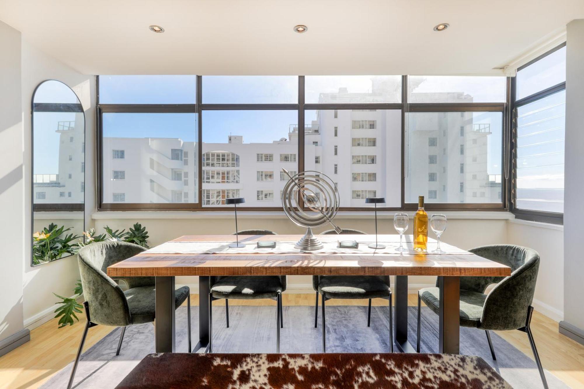 Backup-Powered Bantry Bay View 2 Bed Apartment Cape Town Exterior foto