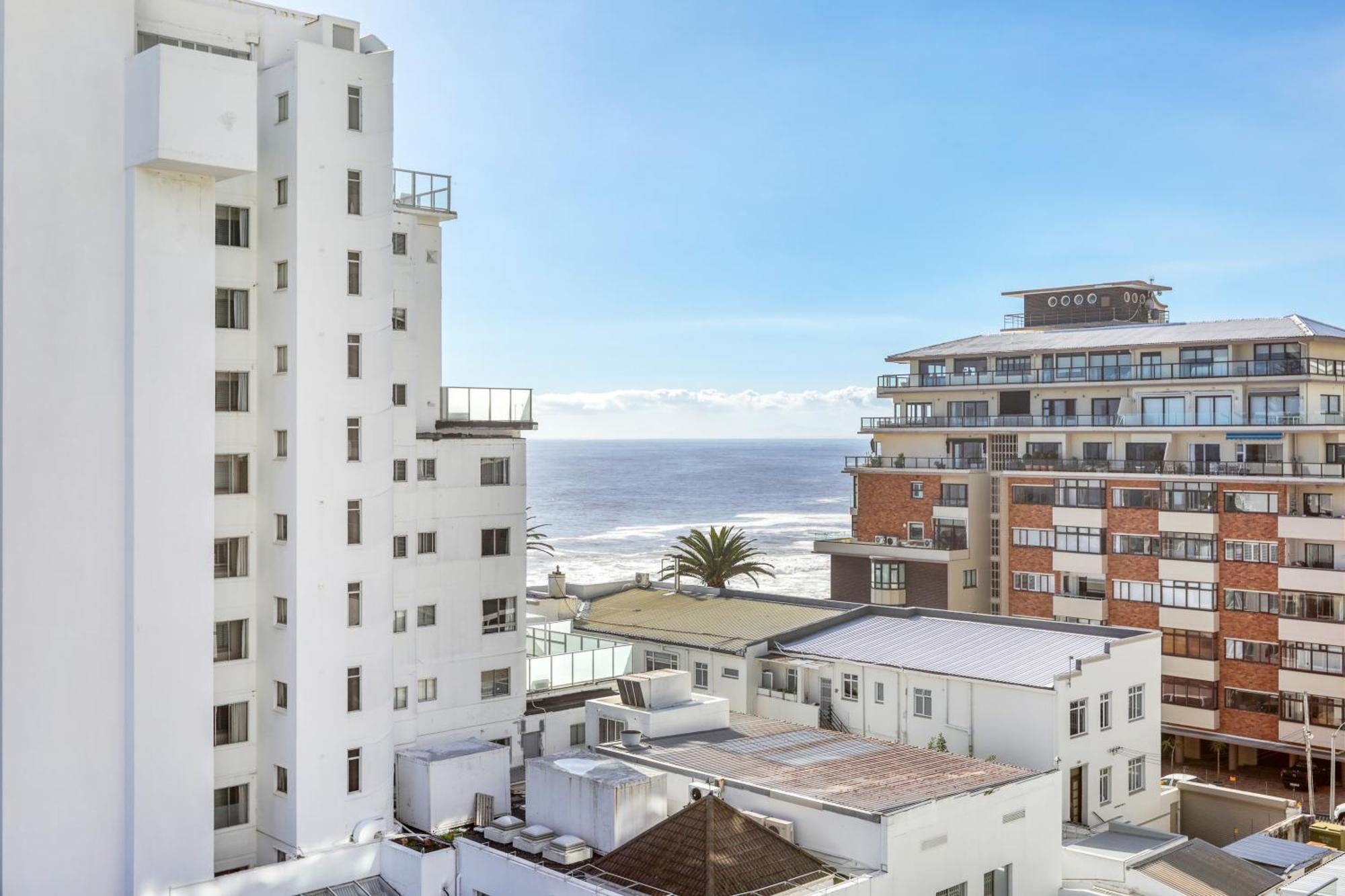 Backup-Powered Bantry Bay View 2 Bed Apartment Cape Town Exterior foto