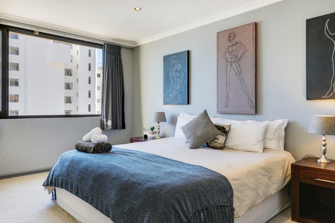 Backup-Powered Bantry Bay View 2 Bed Apartment Cape Town Exterior foto