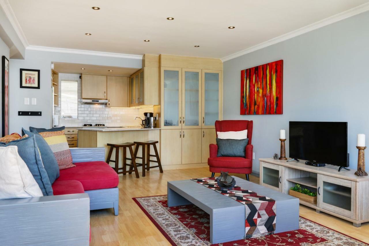 Backup-Powered Bantry Bay View 2 Bed Apartment Cape Town Exterior foto